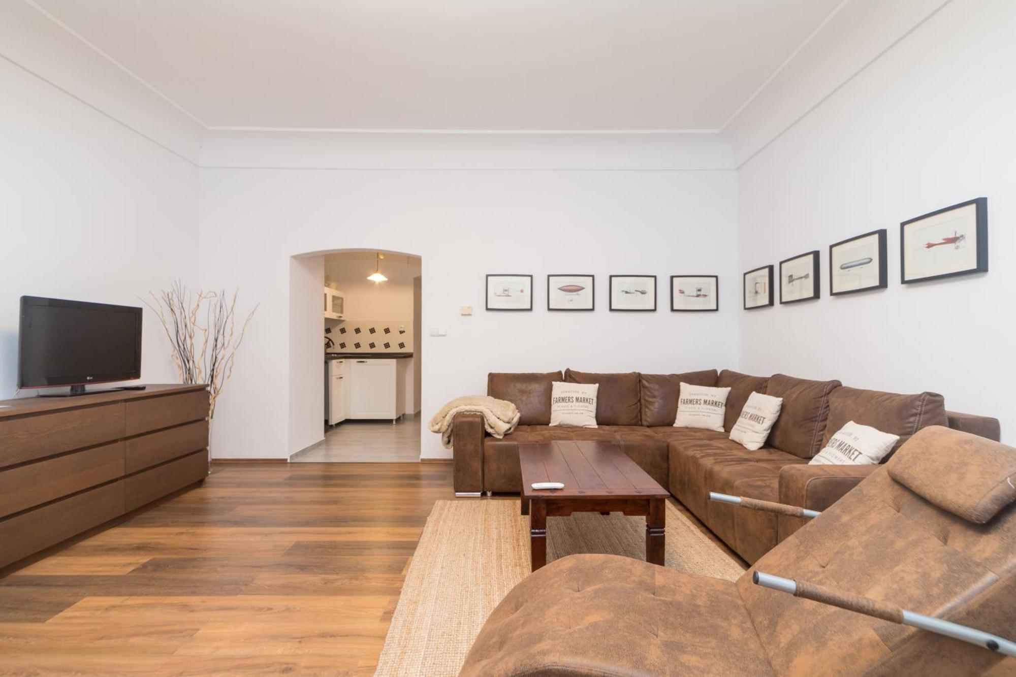 Budyne Apartment Ii. Budyne nad Ohri Екстер'єр фото