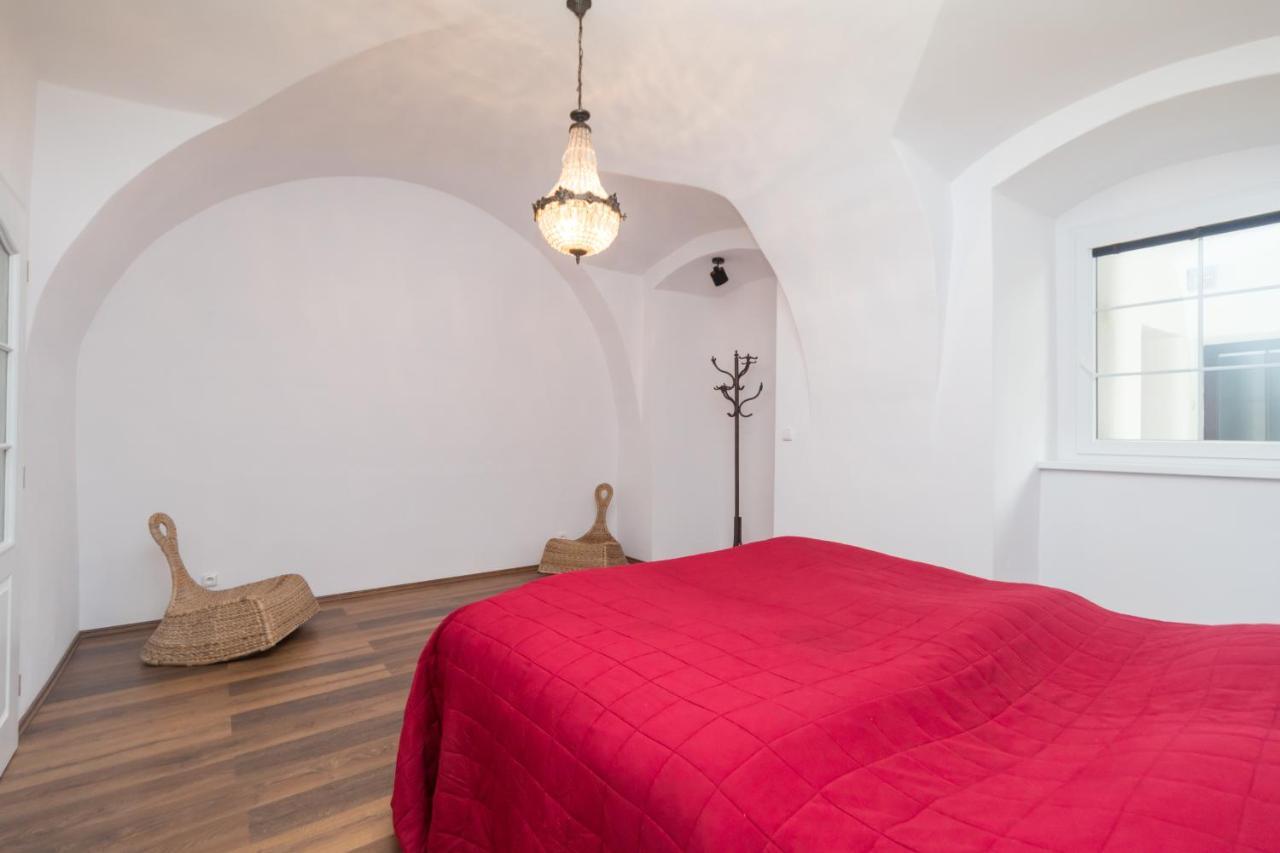 Budyne Apartment Ii. Budyne nad Ohri Екстер'єр фото